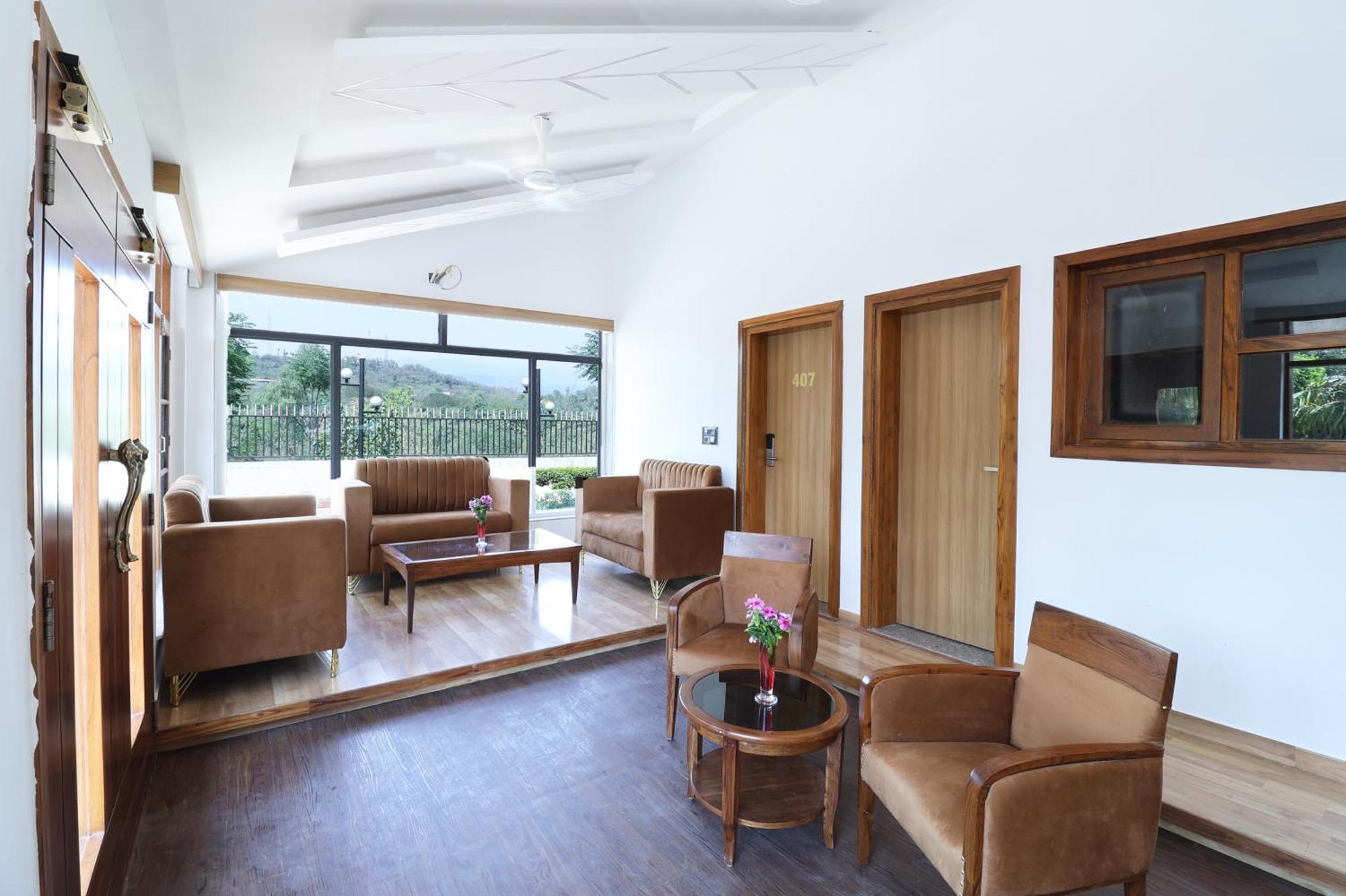 Hunky Dory Resort And Spa Dhar Khurd Exterior foto