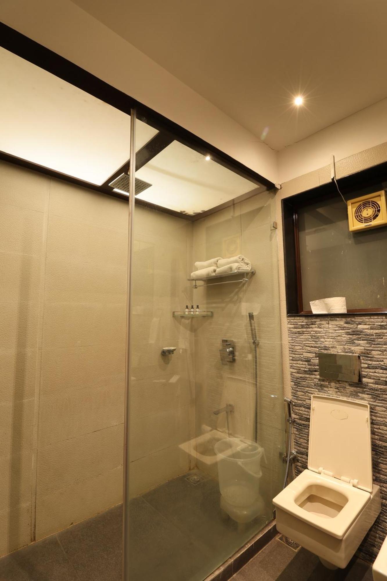 Hunky Dory Resort And Spa Dhar Khurd Exterior foto